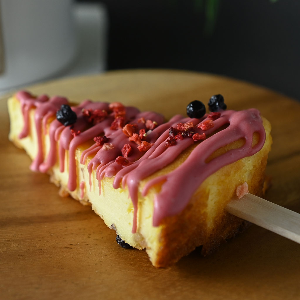 スティックチーズケーキ 苺