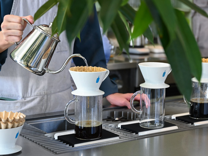 Blue Bottle Coffee 京都木屋町カフェ
