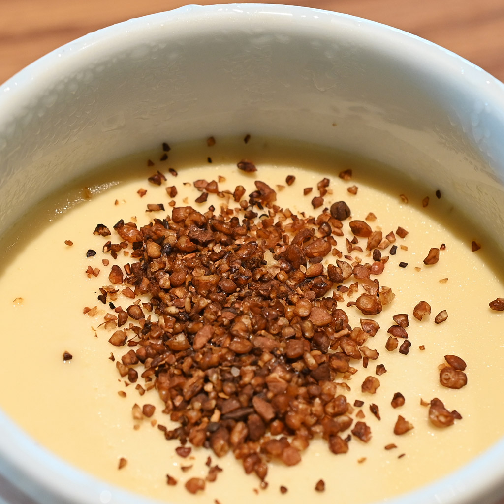 蕎麦茶プリン @ 蕎麦切り 山人