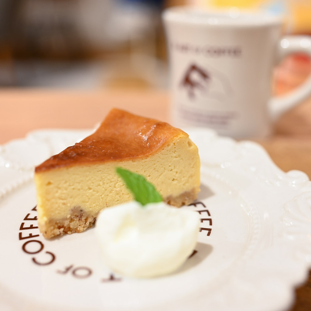 チーズケーキ @ R ART OF COFFEE