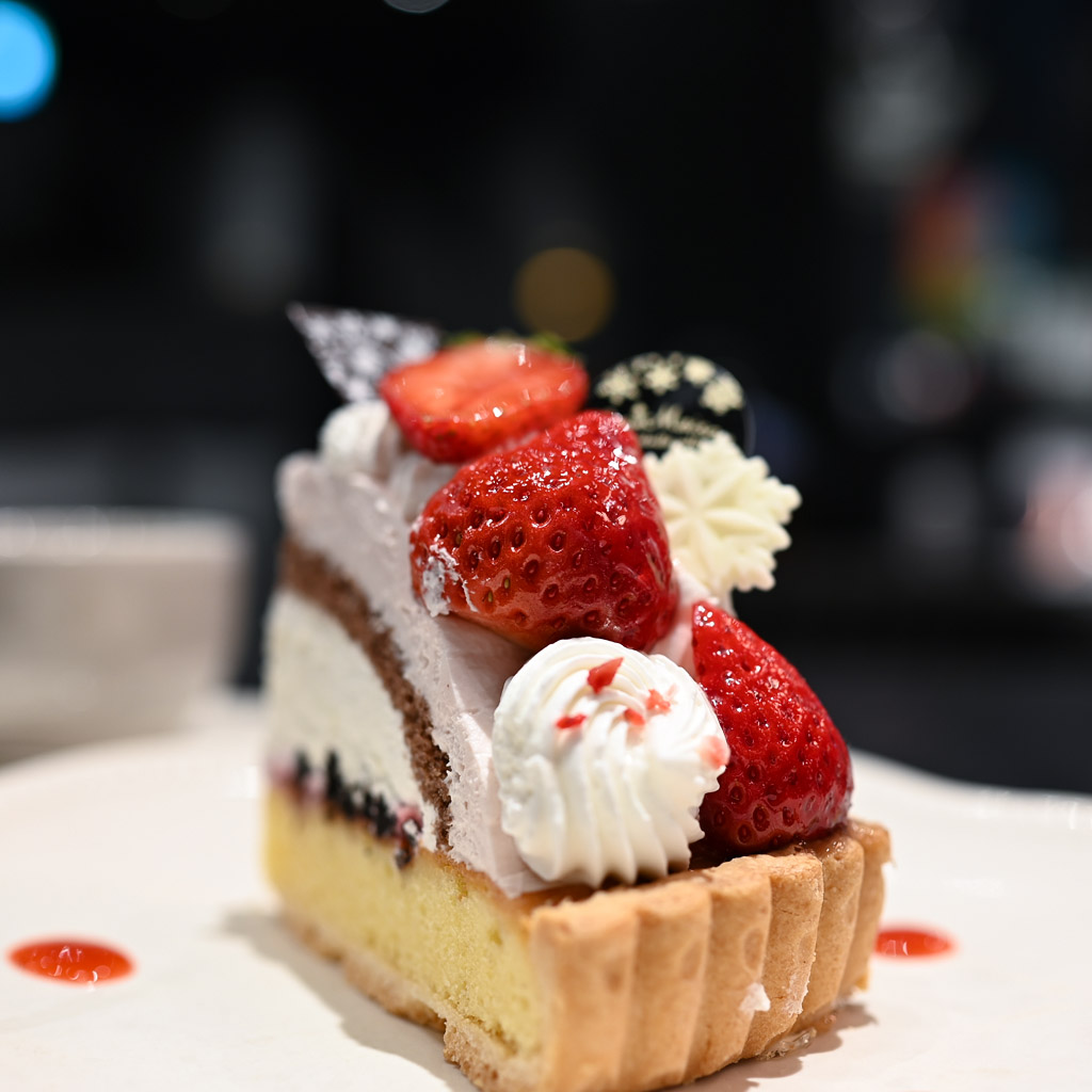あまおうとミルククリームのタルト @ La Maison ensoleille table 中日ビル店